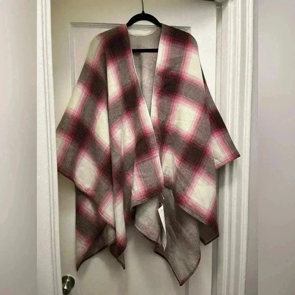 LOFT Plaid Wrap - Picture 3 of 5